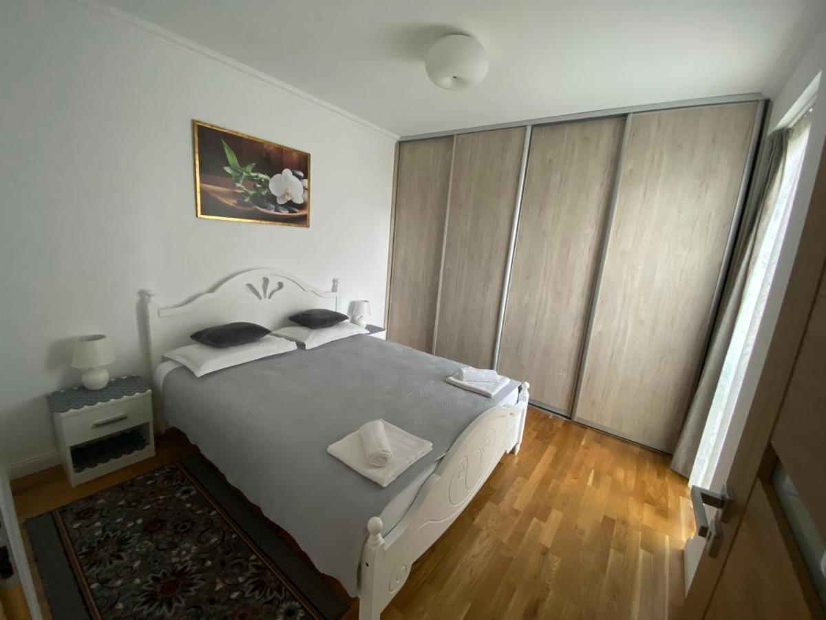 كلوج-نابوكا Lunafan Apartment المظهر الخارجي الصورة